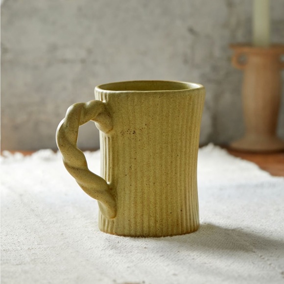 Set of 4 Cyrus Chartreuse Green Ribbed Coffee Mugs - Picture 2 of 6